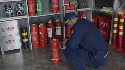 綏化市消防救援支隊開展滅火器專項(xiàng)抽查工作，筑牢消防安全防線